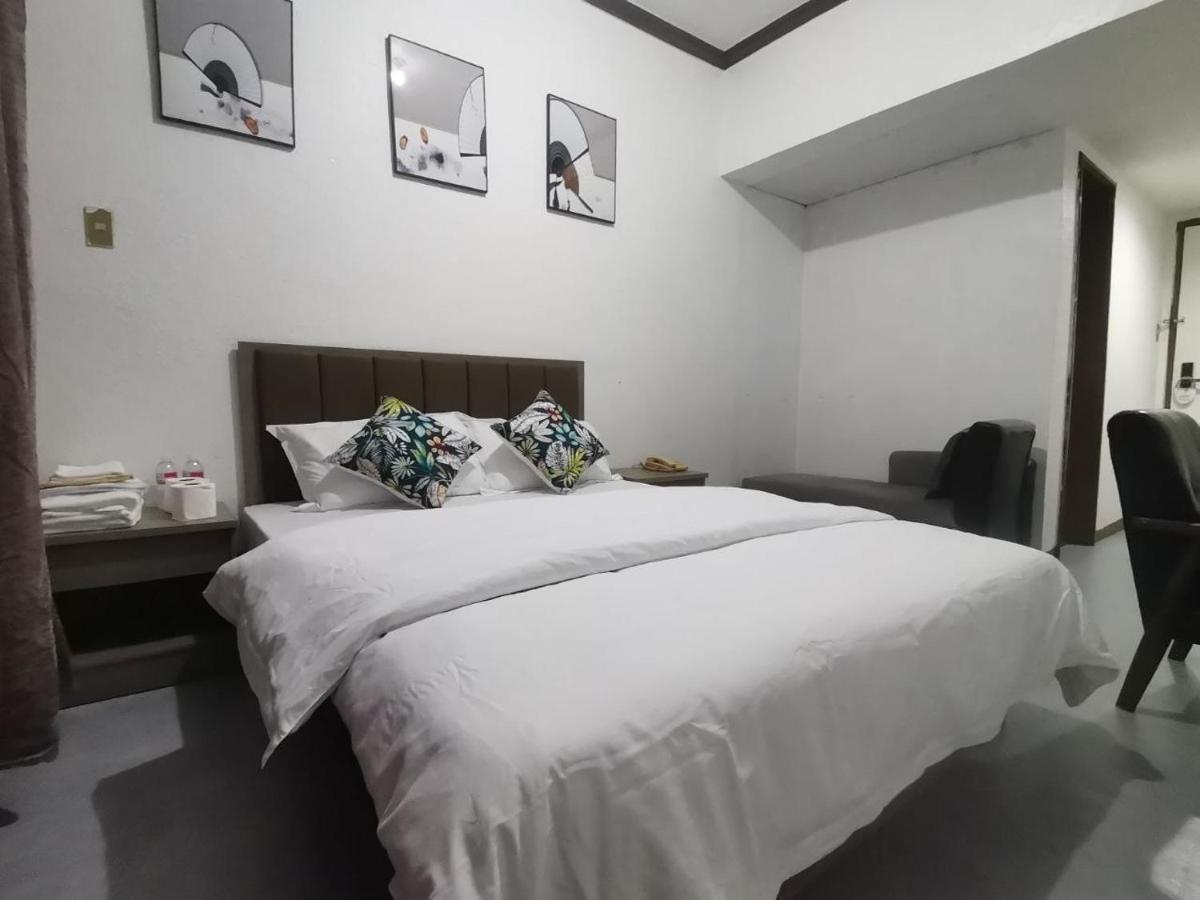 Temporaryhome -Susan Manila Ngoại thất bức ảnh